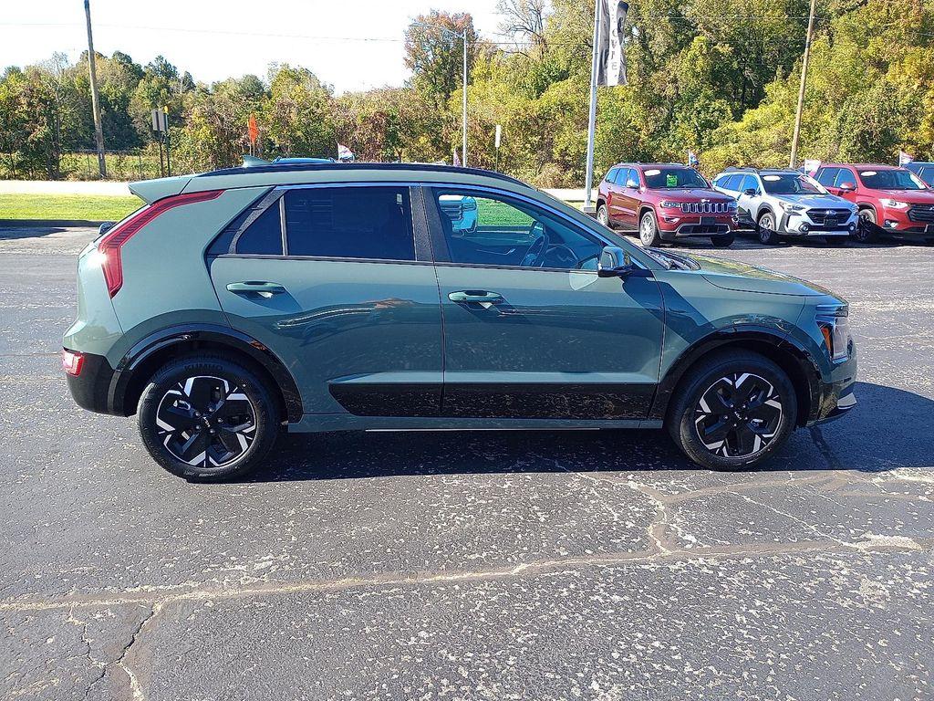 new 2025 Kia Niro EV car, priced at $34,205