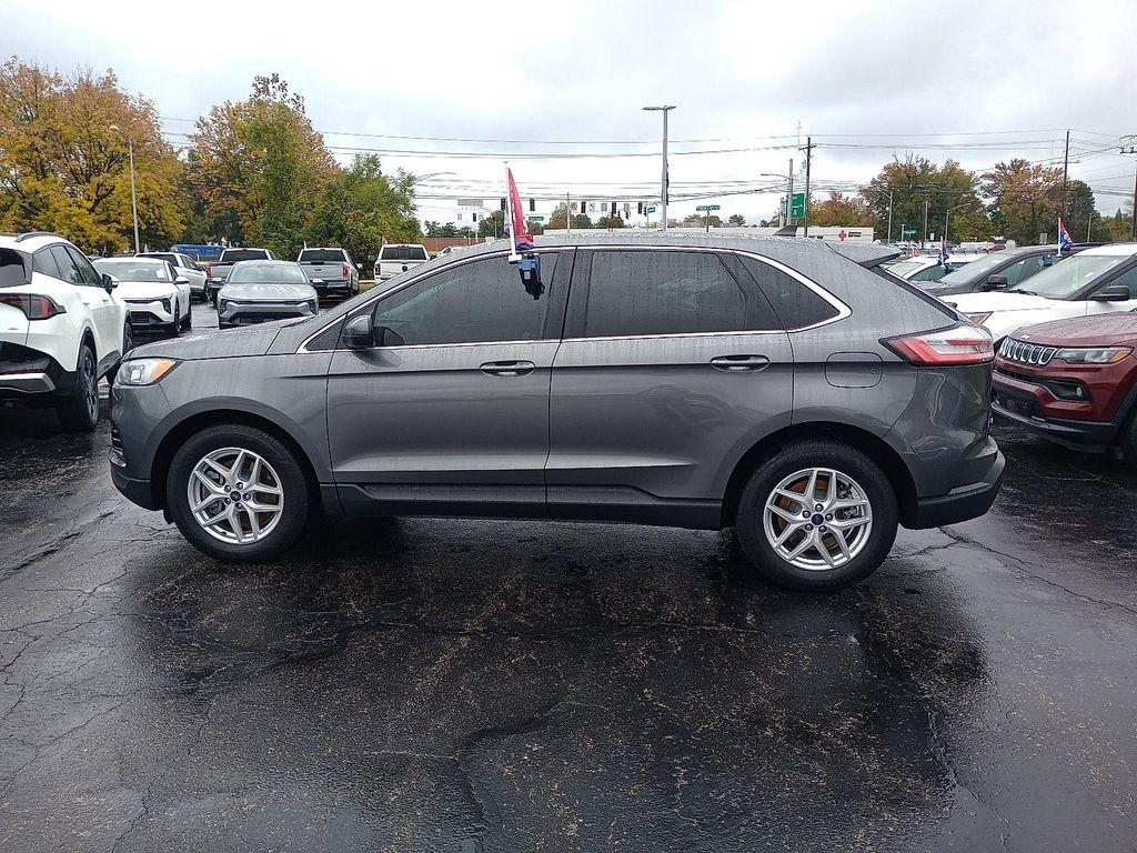 used 2022 Ford Edge car, priced at $16,954