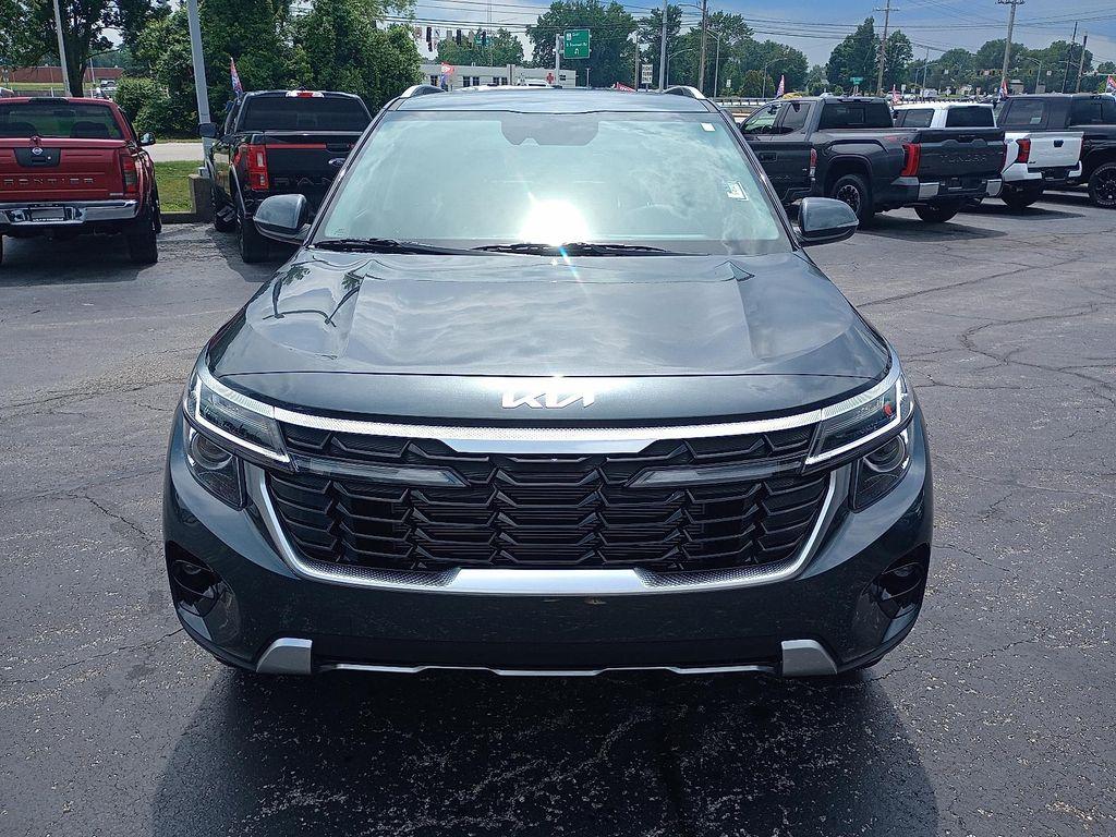 new 2026 Kia Seltos car, priced at $30,475