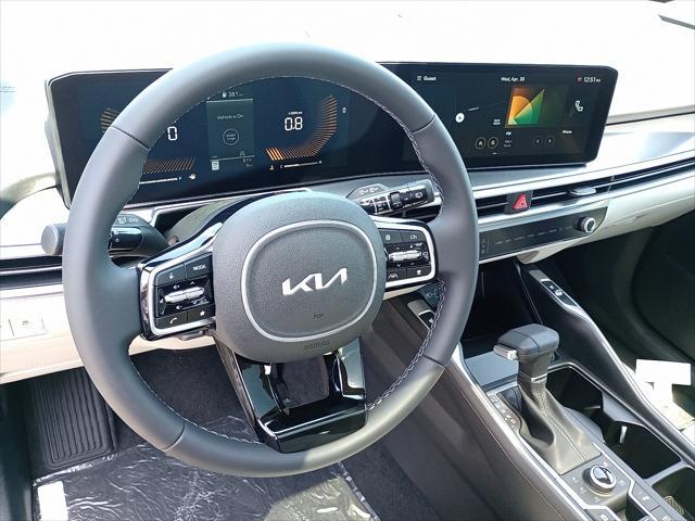 new 2025 Kia Sorento car, priced at $40,905