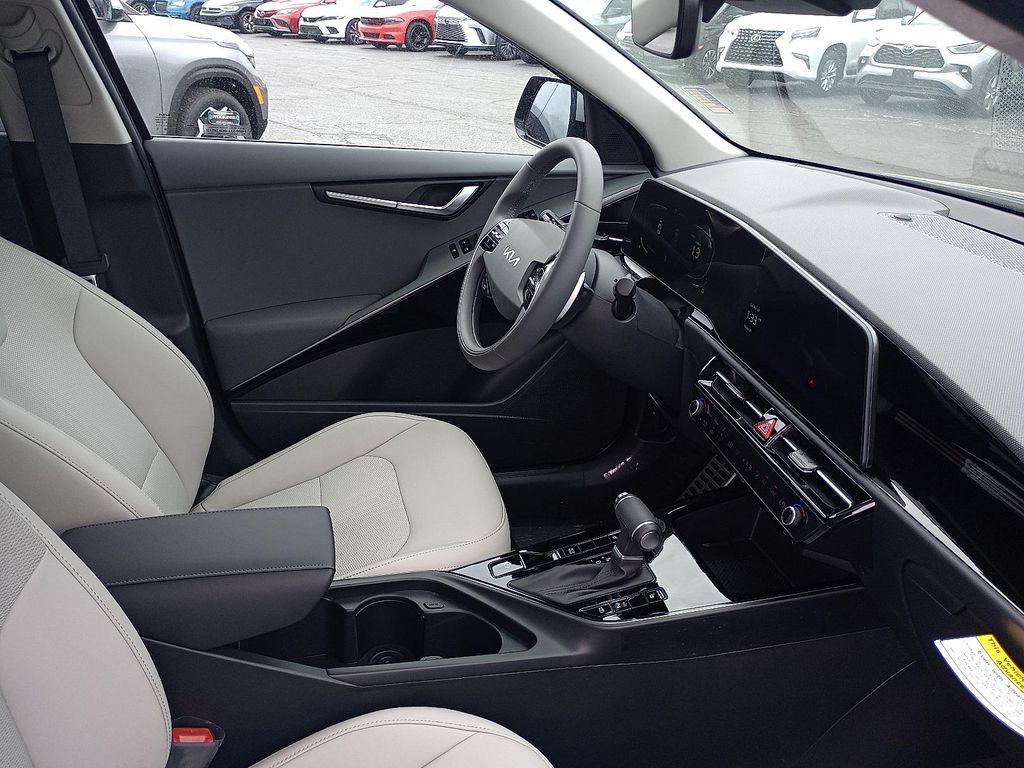 new 2025 Kia Niro car, priced at $30,249