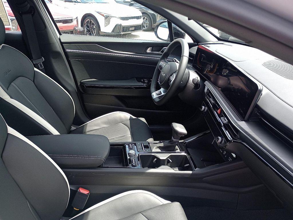 new 2025 Kia K5 car, priced at $28,795