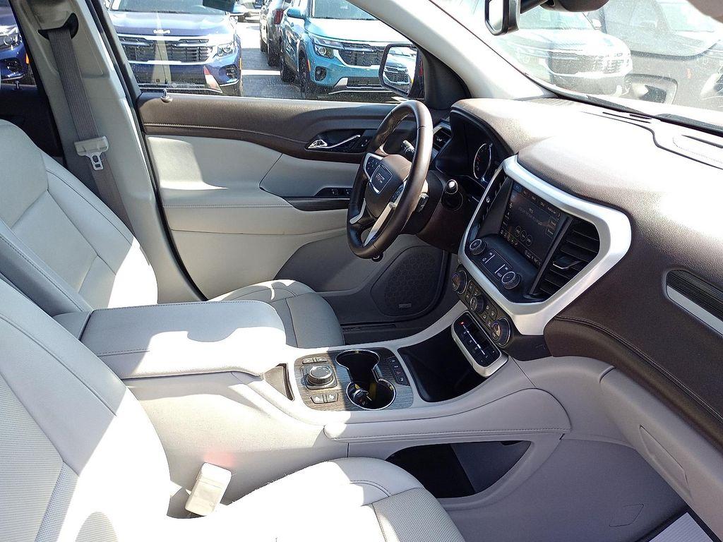 used 2023 GMC Acadia car, priced at $24,939