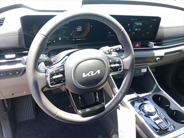 new 2026 Kia Carnival Hybrid car, priced at $45,385
