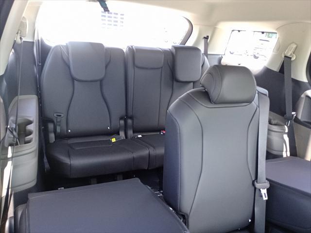 new 2026 Kia Carnival Hybrid car, priced at $45,385