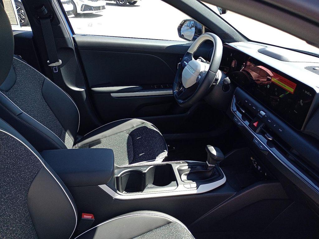 new 2025 Kia K4 car, priced at $25,365