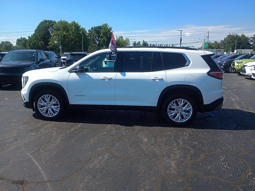used 2024 GMC Acadia car, priced at $40,411