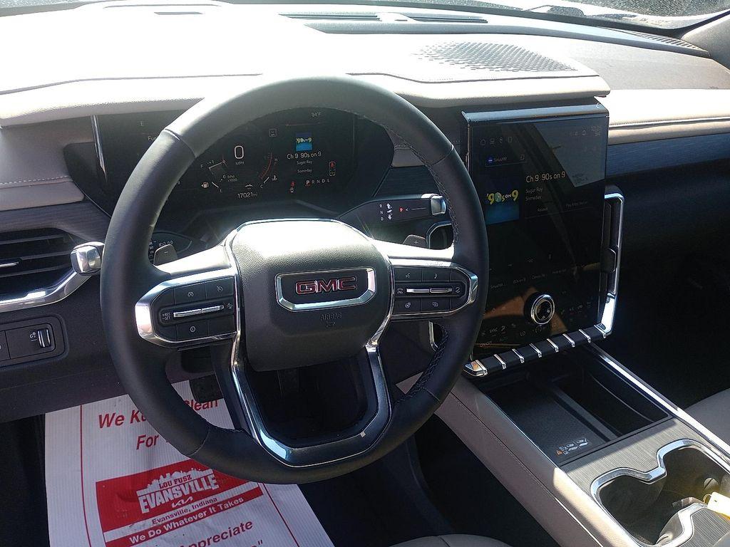 used 2024 GMC Acadia car, priced at $40,411