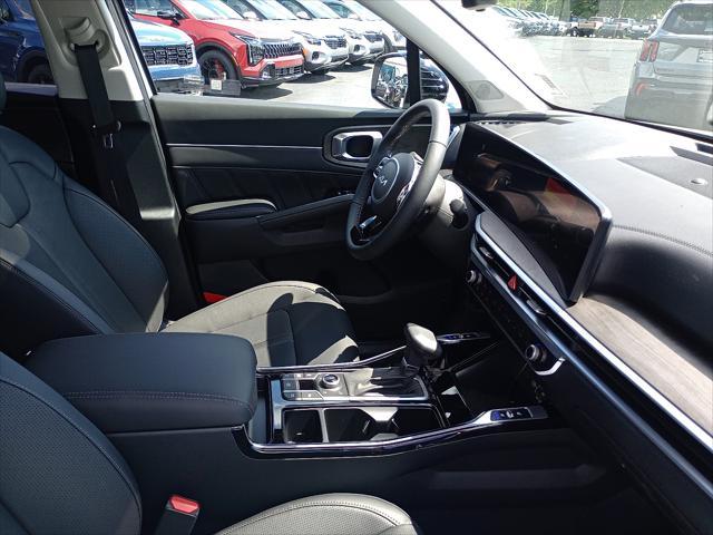 new 2025 Kia Sorento car, priced at $43,655
