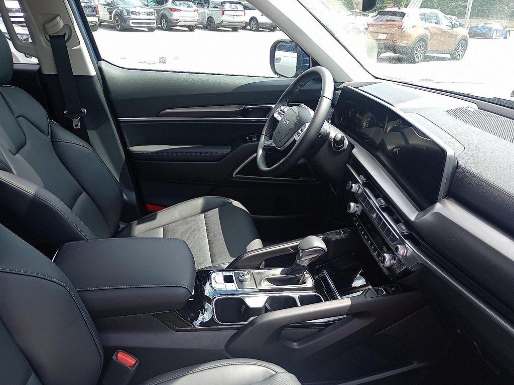 new 2025 Kia Telluride car, priced at $41,405