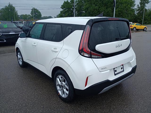 new 2025 Kia Soul car, priced at $22,605