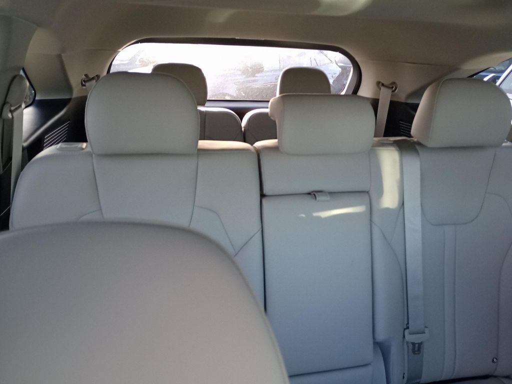used 2025 Kia Sorento car, priced at $35,997