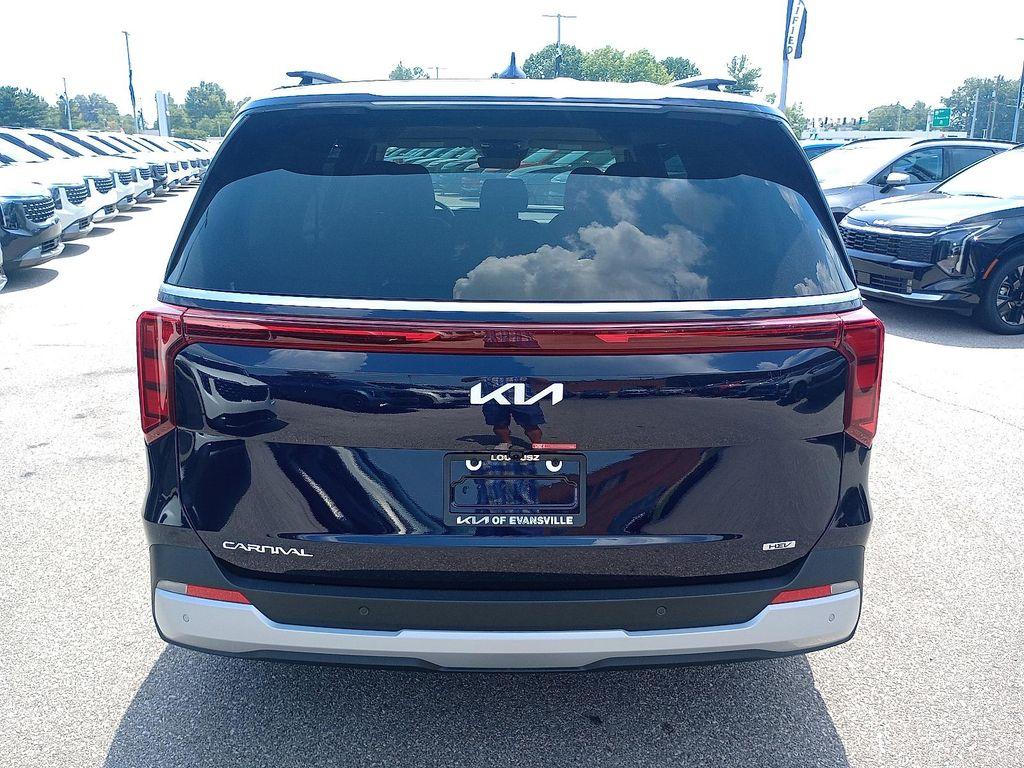 new 2026 Kia Carnival Hybrid car, priced at $44,040