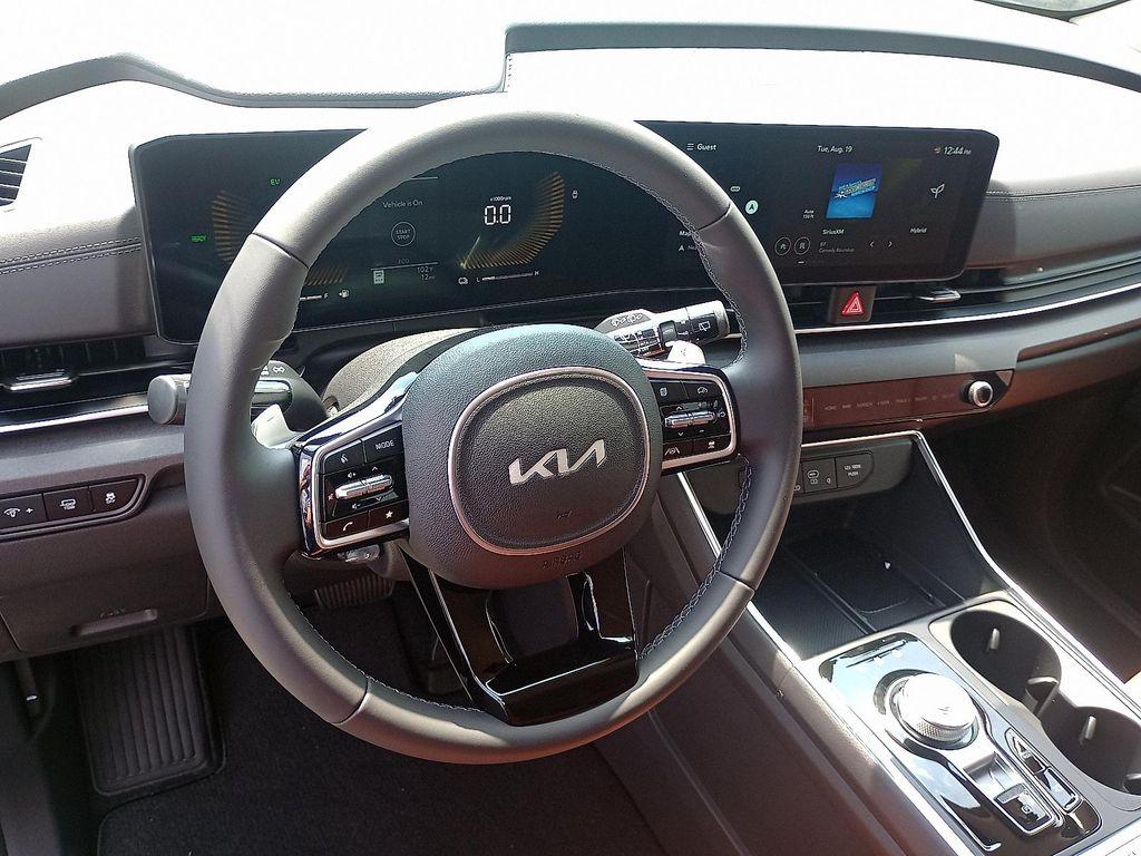 new 2026 Kia Carnival Hybrid car, priced at $44,040