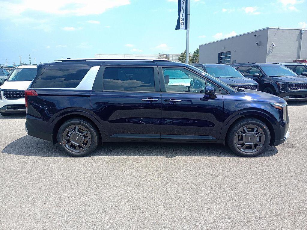 new 2026 Kia Carnival Hybrid car, priced at $44,040