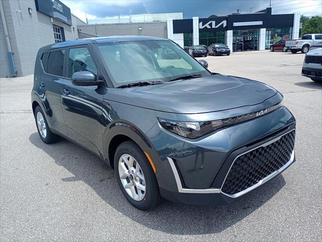 new 2025 Kia Soul car, priced at $22,610