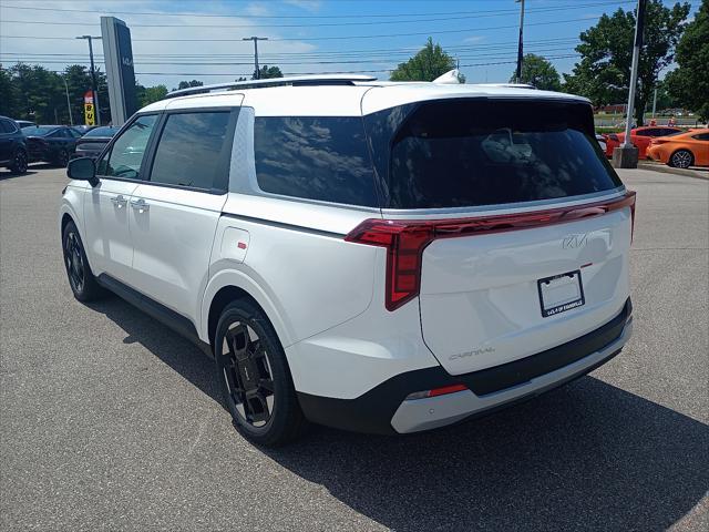new 2025 Kia Carnival car, priced at $43,070