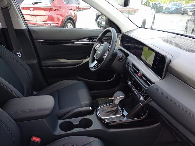 new 2025 Kia Seltos car, priced at $30,295