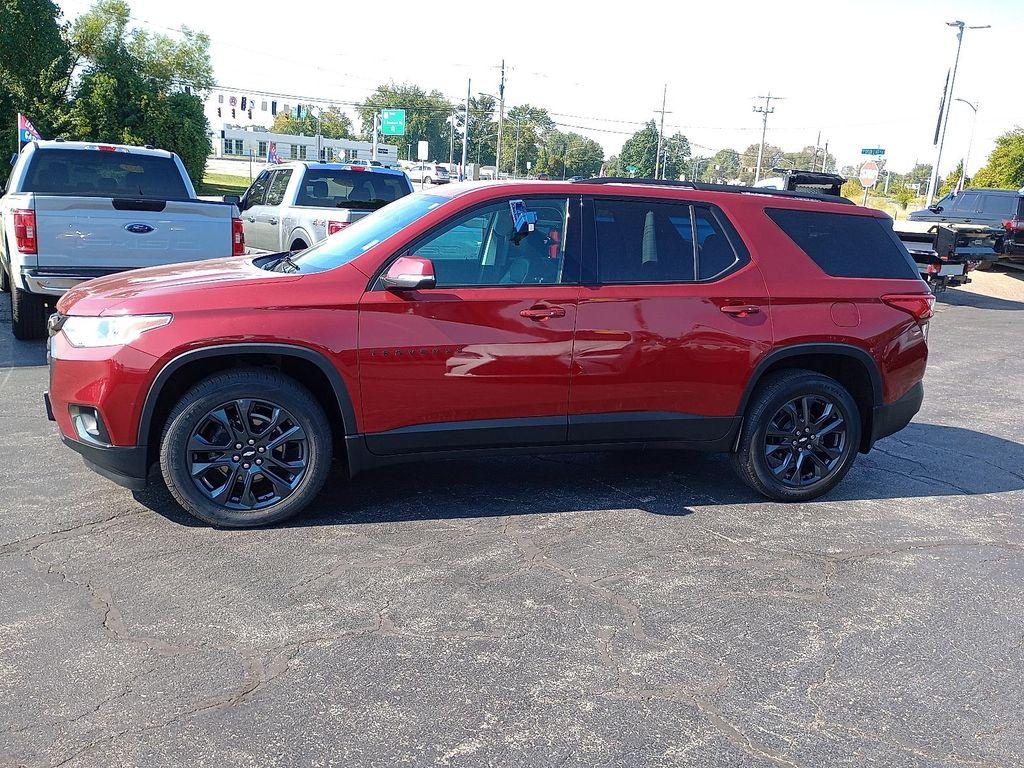 used 2021 Chevrolet Traverse car, priced at $25,383