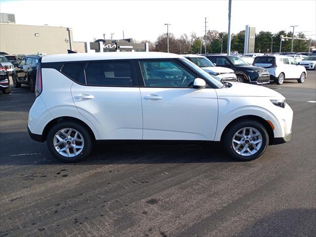 new 2025 Kia Soul car, priced at $22,535