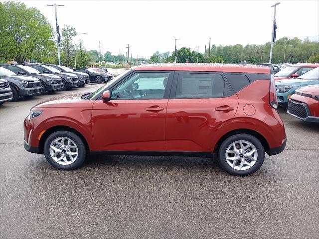 new 2025 Kia Soul car, priced at $22,610