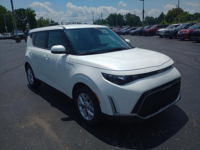 new 2025 Kia Soul car, priced at $22,605