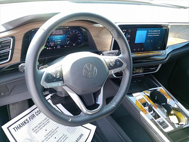 used 2024 Volkswagen Atlas car, priced at $36,999