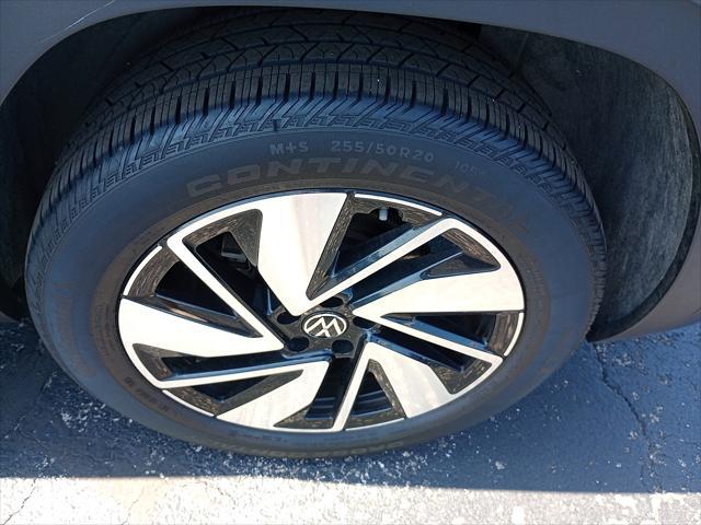 used 2024 Volkswagen Atlas car, priced at $36,999