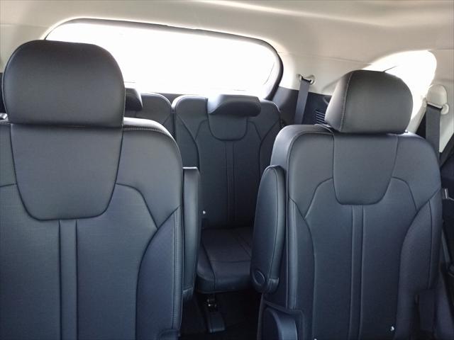 new 2025 Kia Sorento car, priced at $41,925