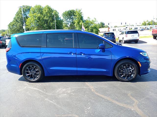 used 2021 Chrysler Pacifica car, priced at $30,997