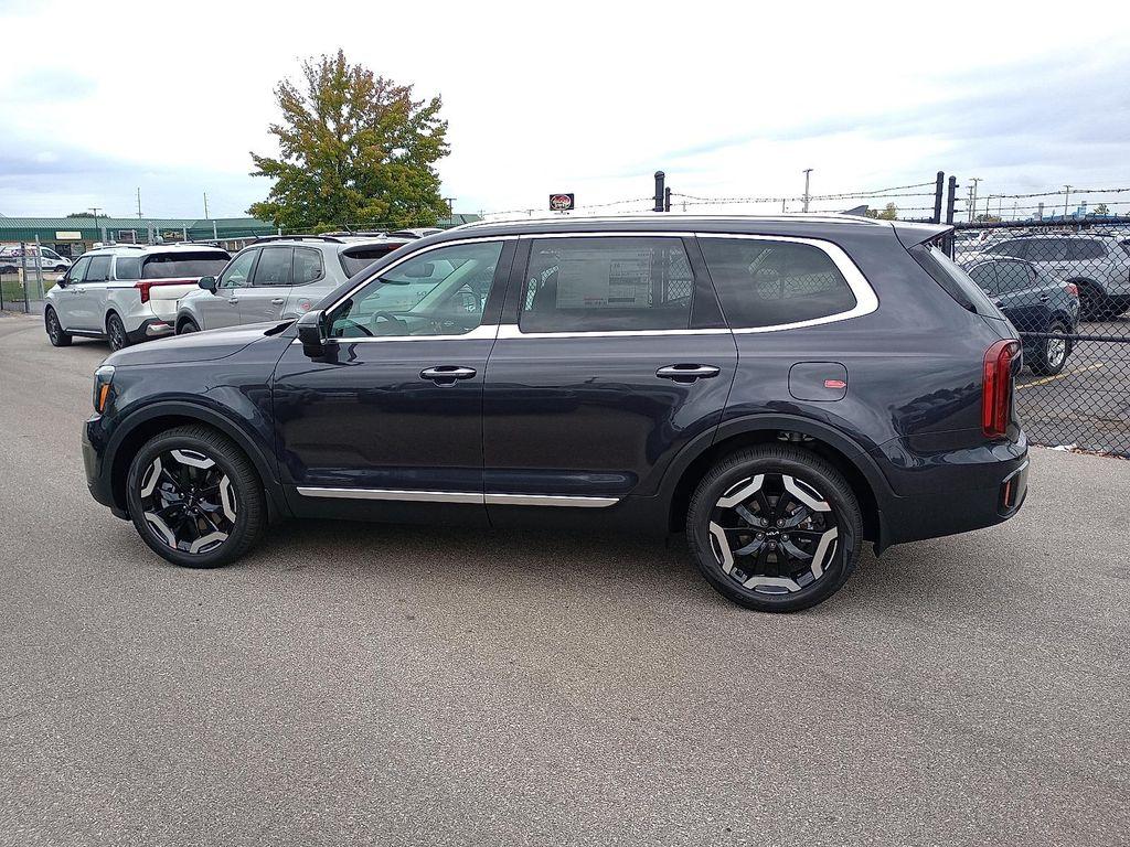 new 2025 Kia Telluride car, priced at $42,650