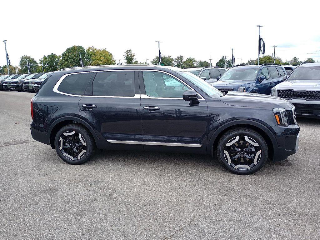 new 2025 Kia Telluride car, priced at $42,650