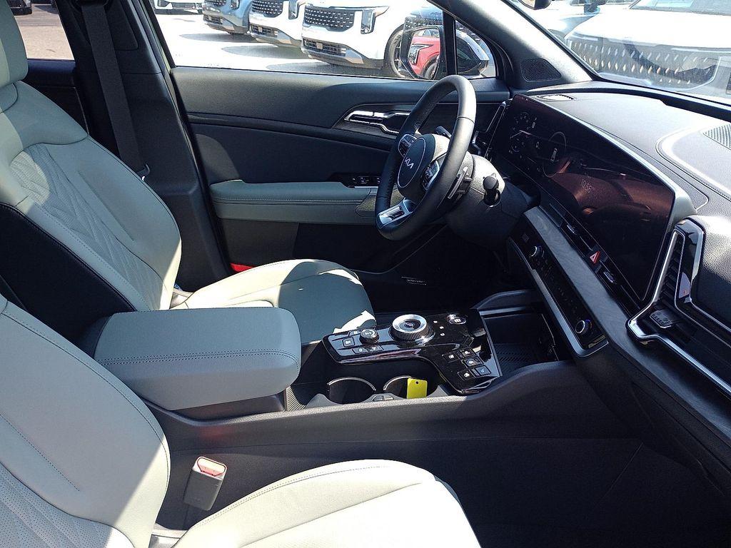new 2025 Kia Sportage car, priced at $43,480
