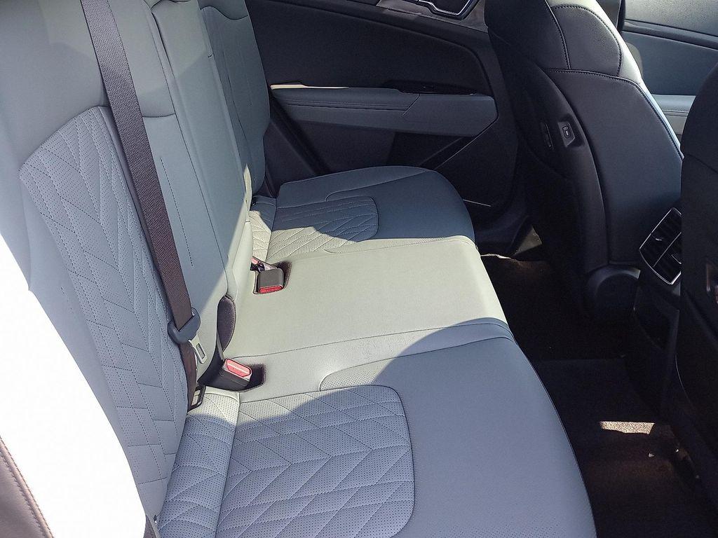 new 2025 Kia Sportage car, priced at $43,480