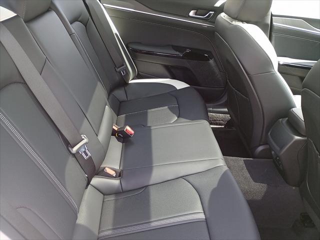 new 2025 Kia K5 car, priced at $32,995