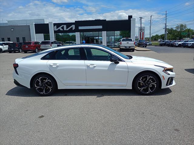 new 2025 Kia K5 car, priced at $32,995