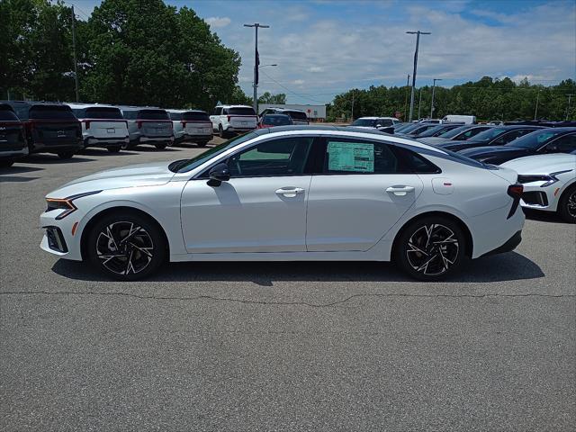 new 2025 Kia K5 car, priced at $32,995