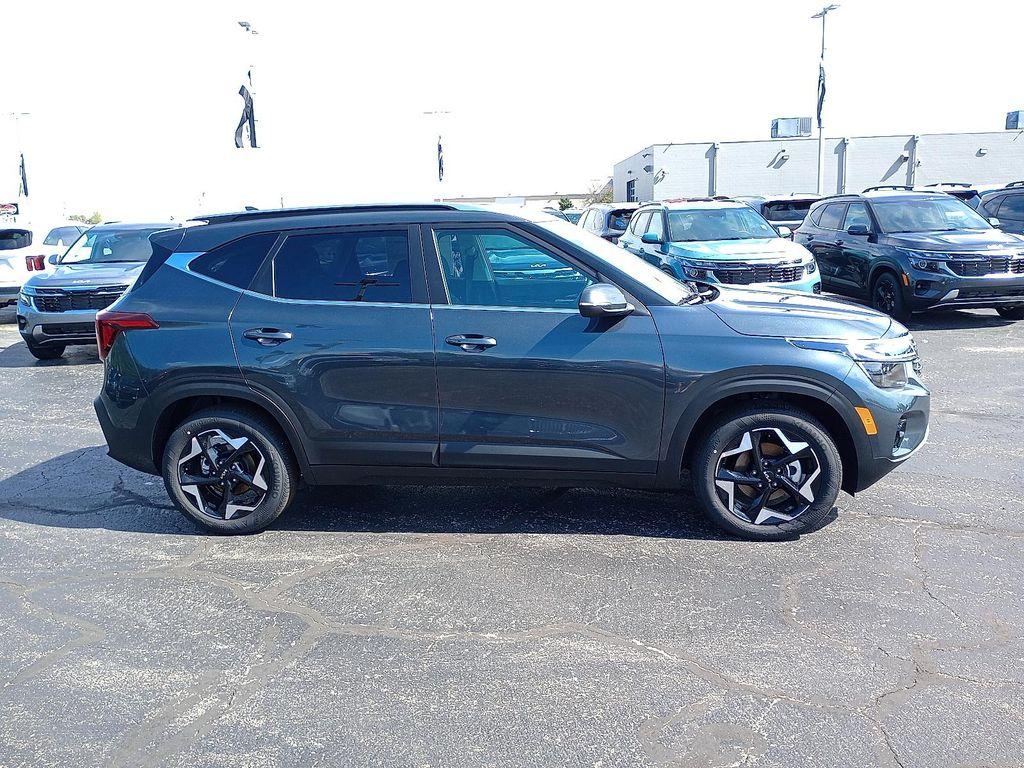 new 2026 Kia Seltos car, priced at $26,981