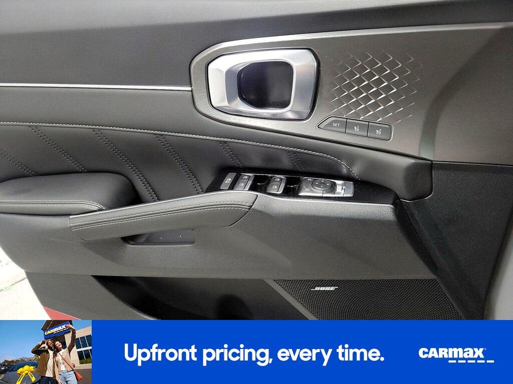 used 2022 Kia Sorento car, priced at $32,998