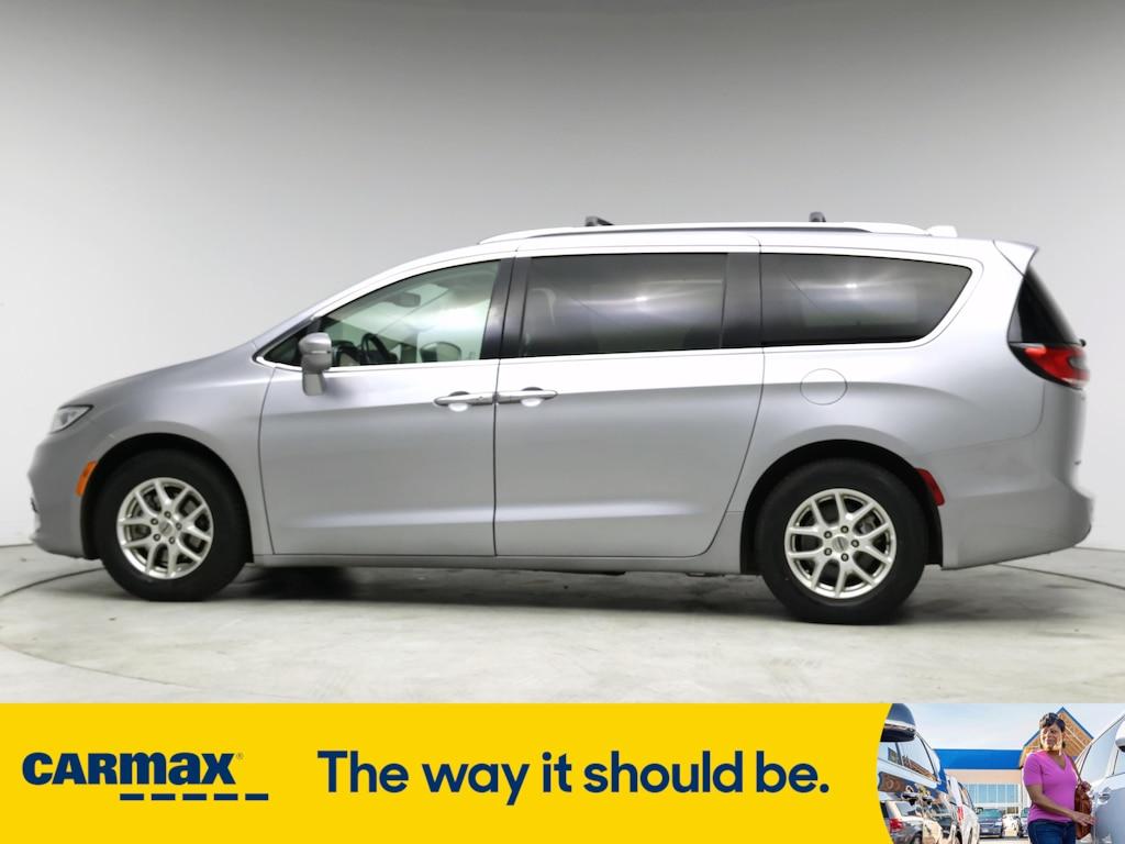 used 2021 Chrysler Pacifica car, priced at $25,998