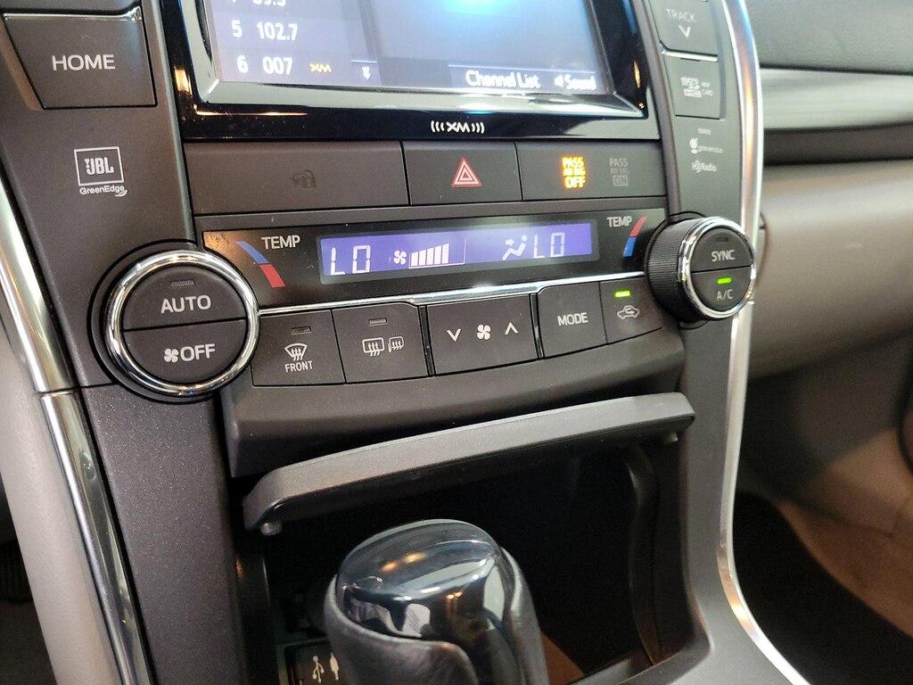 used 2016 Toyota Camry Hybrid car, priced at $18,998