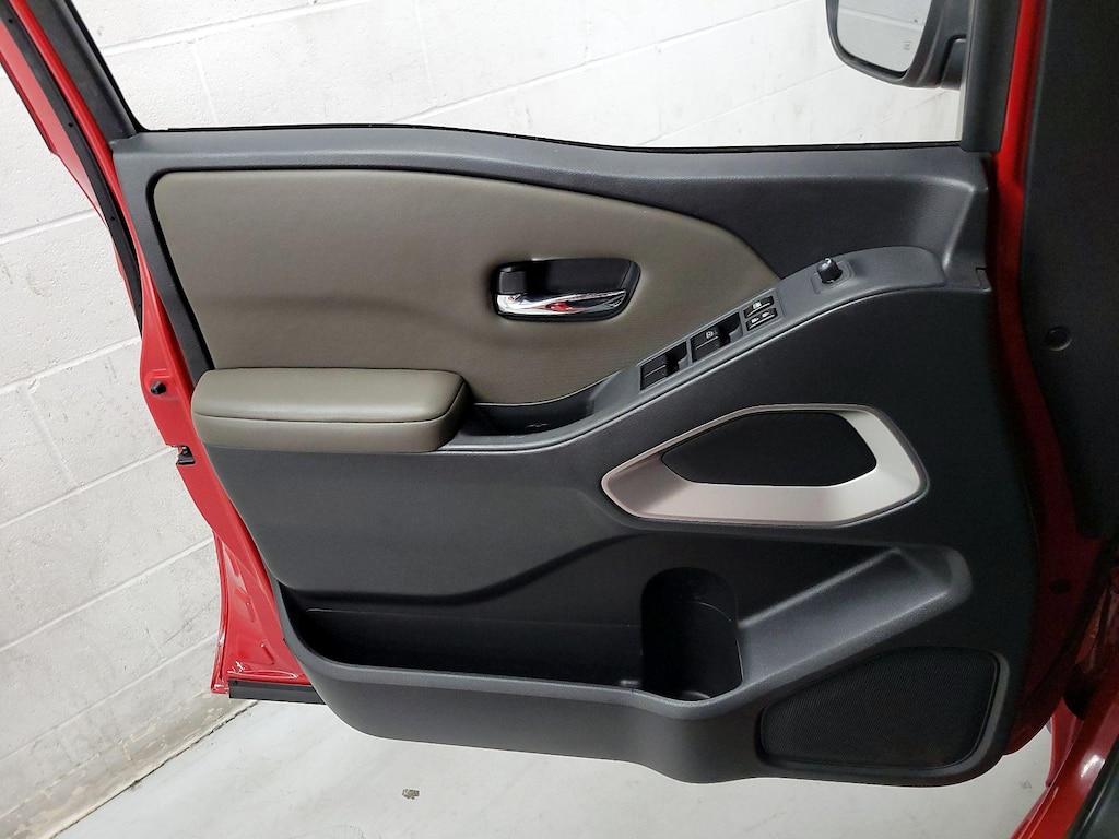 used 2022 Nissan Frontier car, priced at $24,998