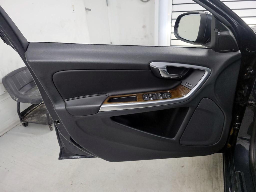 used 2015 Volvo V60 car, priced at $12,998