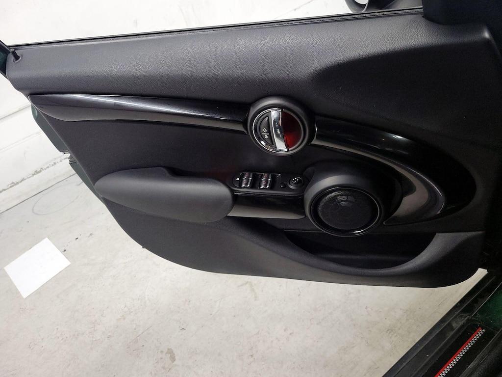 used 2018 MINI Hardtop car, priced at $18,998