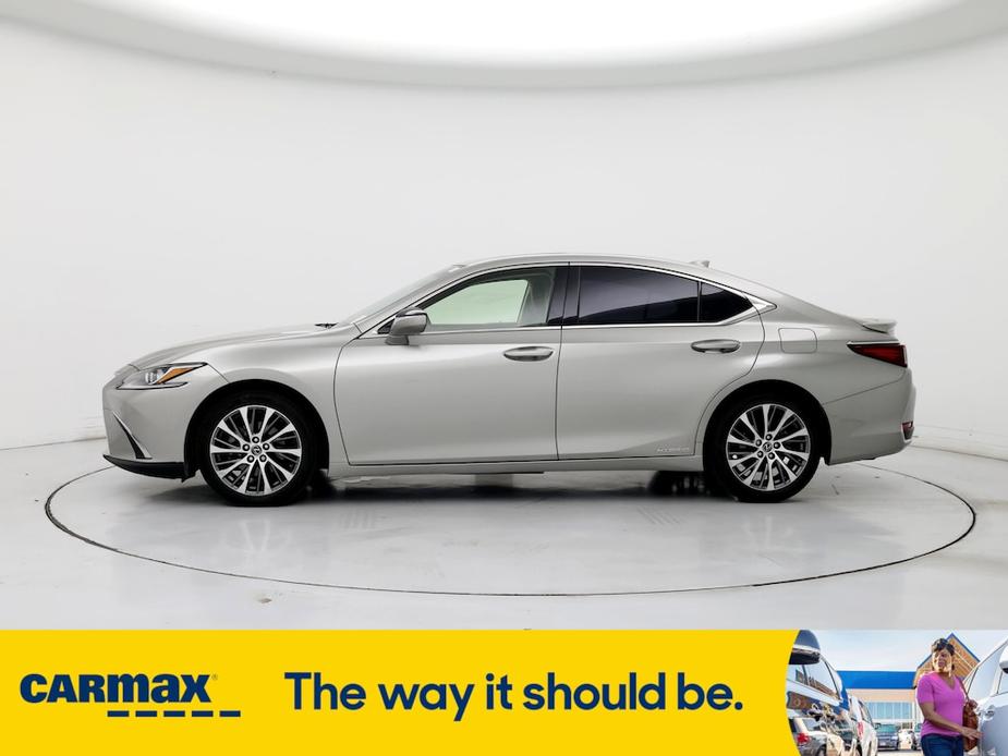 used 2019 Lexus ES 300h car, priced at $25,998