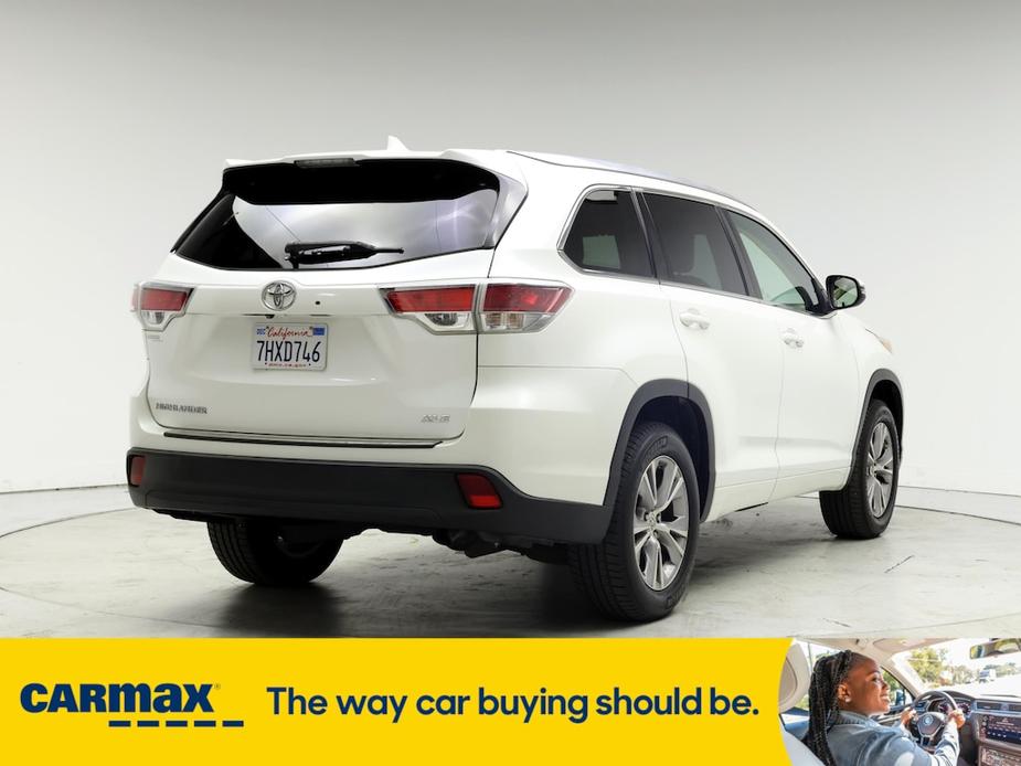 used 2015 Toyota Highlander car, priced at $22,998