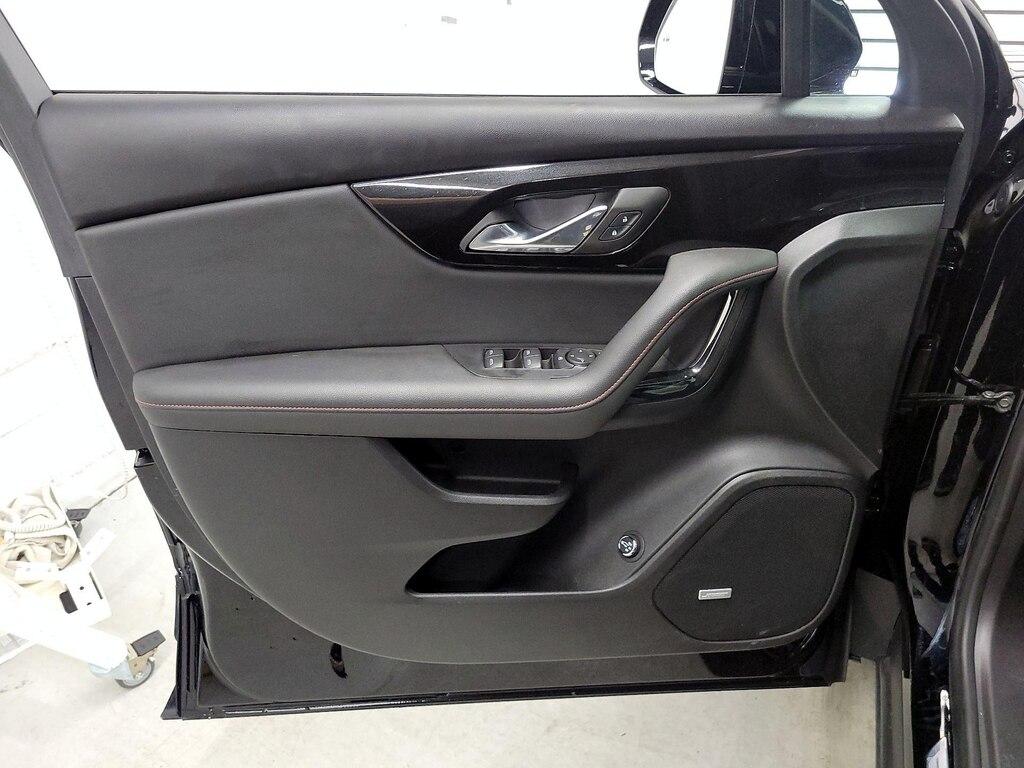 used 2025 Chevrolet Blazer car, priced at $35,998