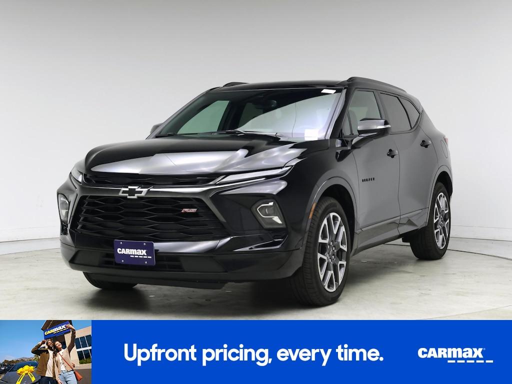 used 2025 Chevrolet Blazer car, priced at $35,998