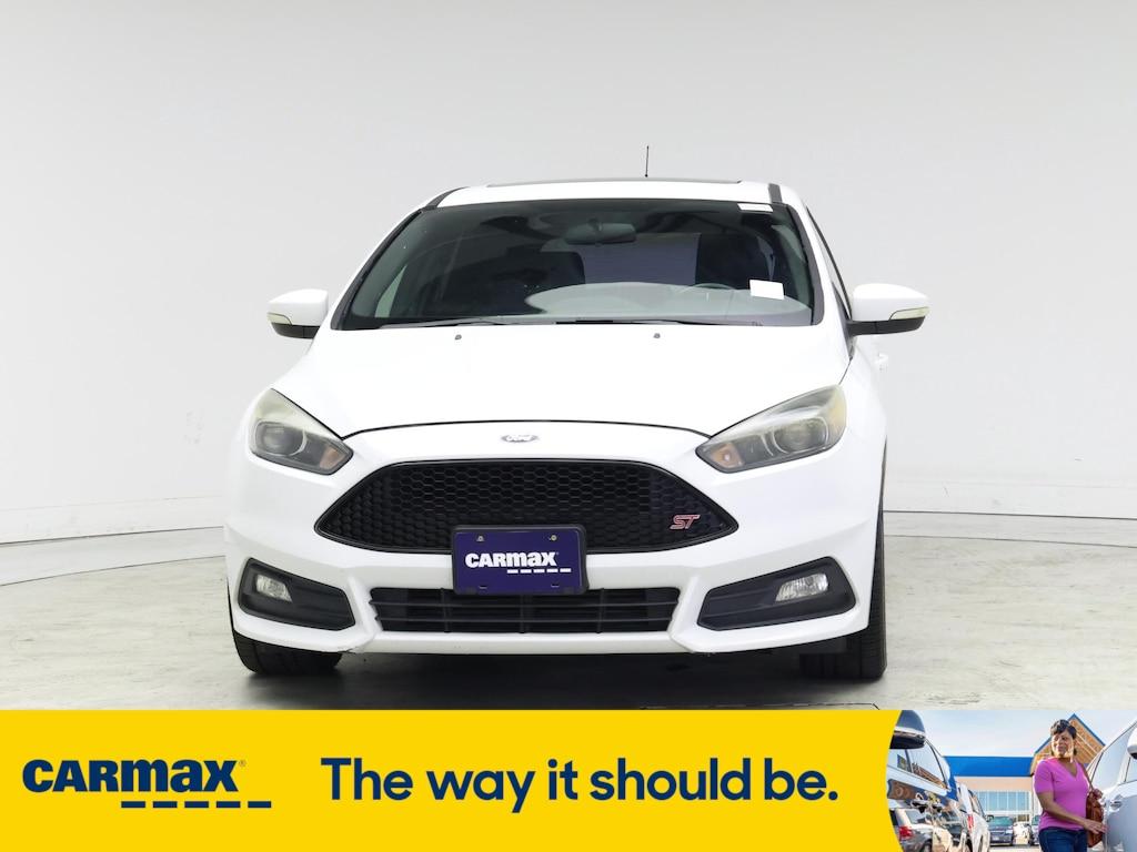 used 2016 Ford Focus car, priced at $14,998