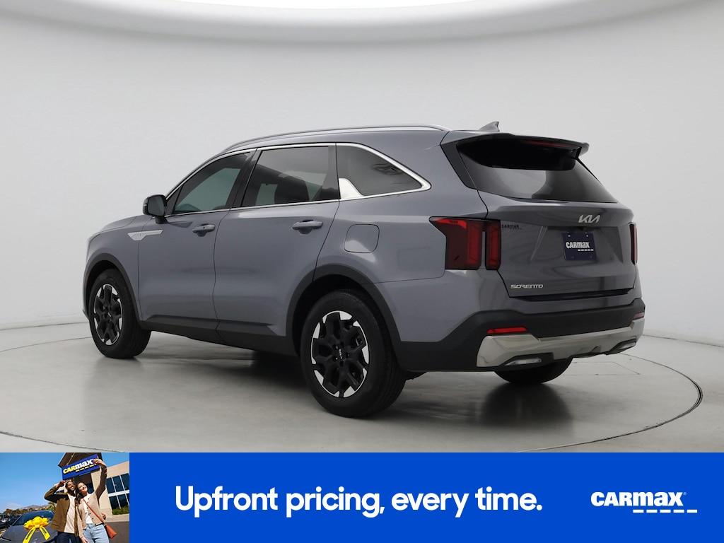 used 2024 Kia Sorento car, priced at $32,998